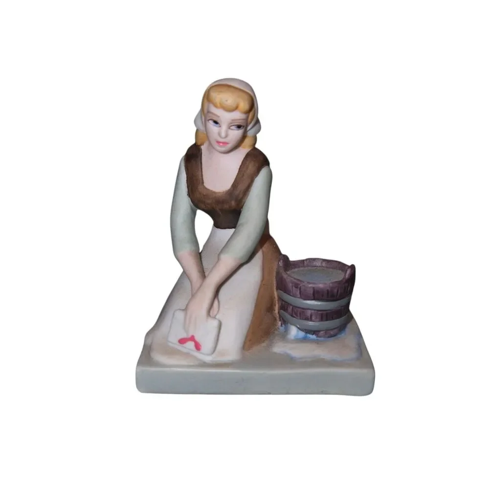 Vintage Disney Cinderella Scullery Maid Porcelain Figurine 2.5” Rare Collectible